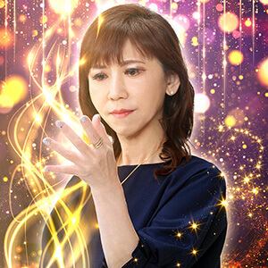 <ruby>久美<rp>(</rp><rt>クミ</rt><rp>)</rp></ruby>先生