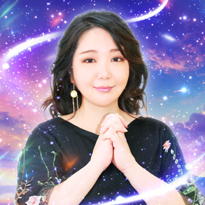衣那実先生