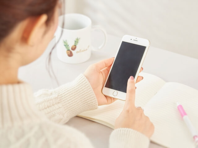 女性から食事に誘うLINE例文
