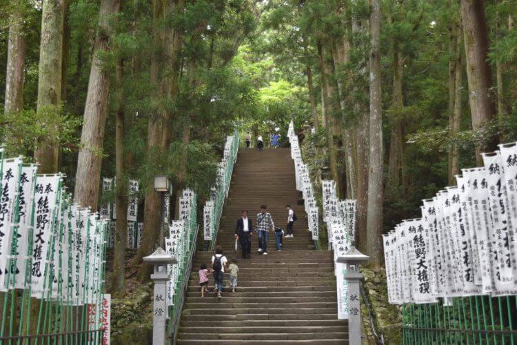 熊野那智大社途中の階段