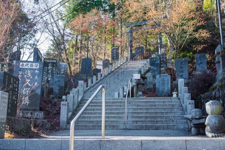 武蔵御嶽神社にある階段