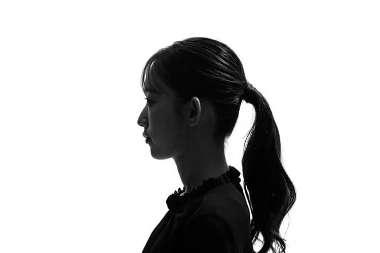 苦手な人とは感情的にならず冷静に