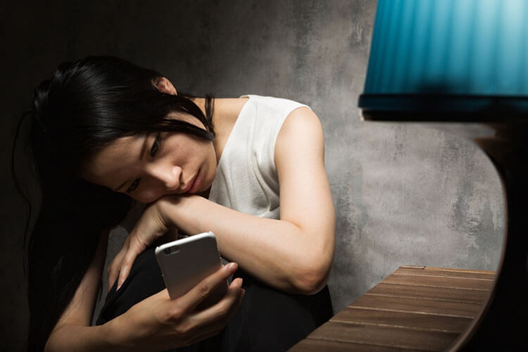 愛情表現しすぎて重いと感じられてしまう理由